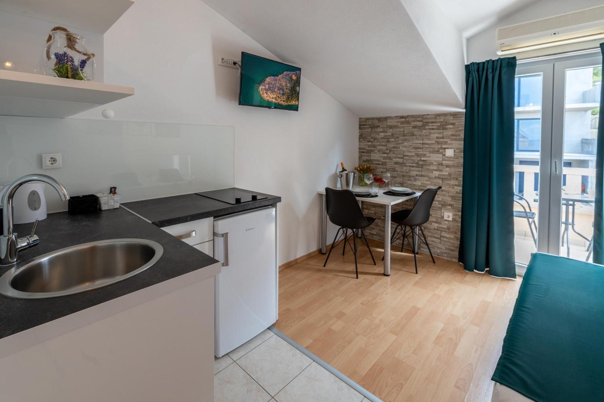 Apartments Rasic Makarska Exterior photo