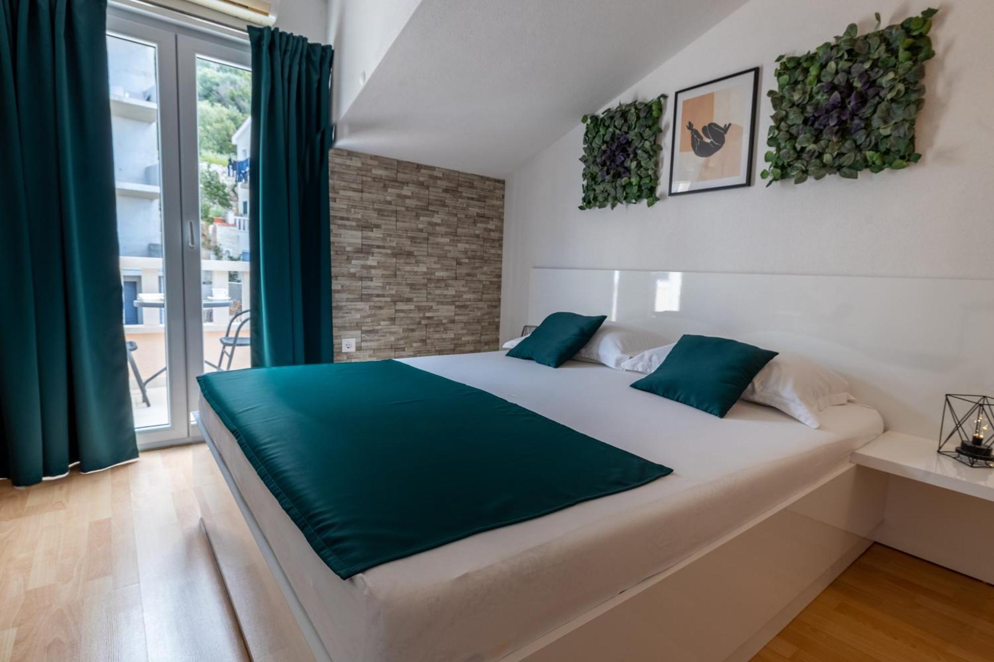 Apartments Rasic Makarska Exterior photo
