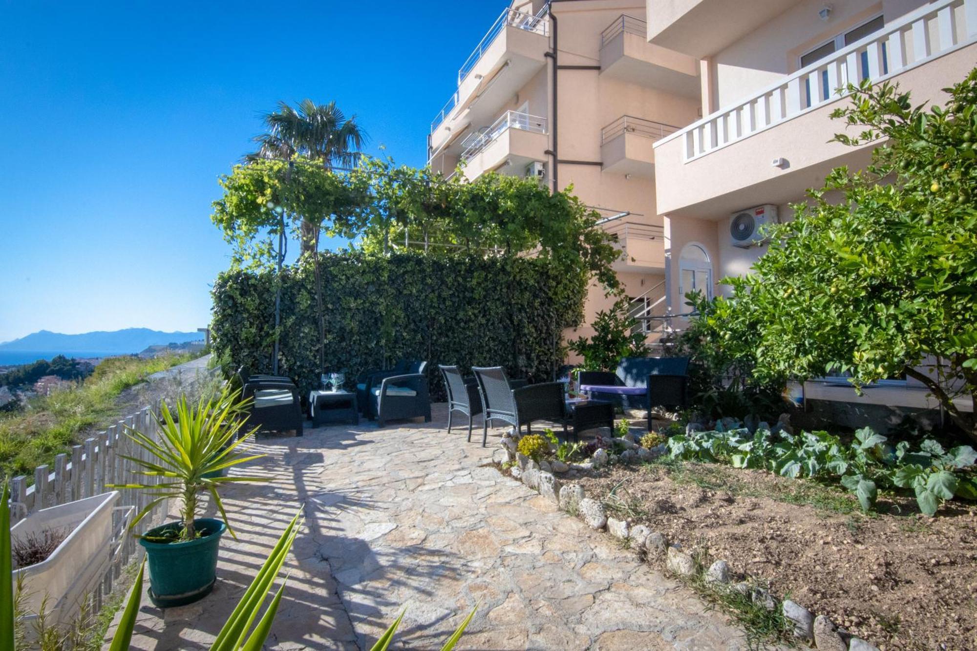 Apartments Rasic Makarska Exterior photo
